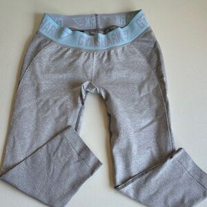 Gymshark Gray and Blue Leggings with Stretchy Waistband
